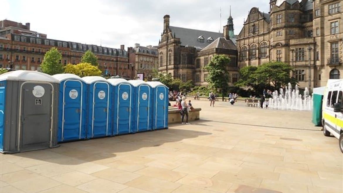 Loo hire